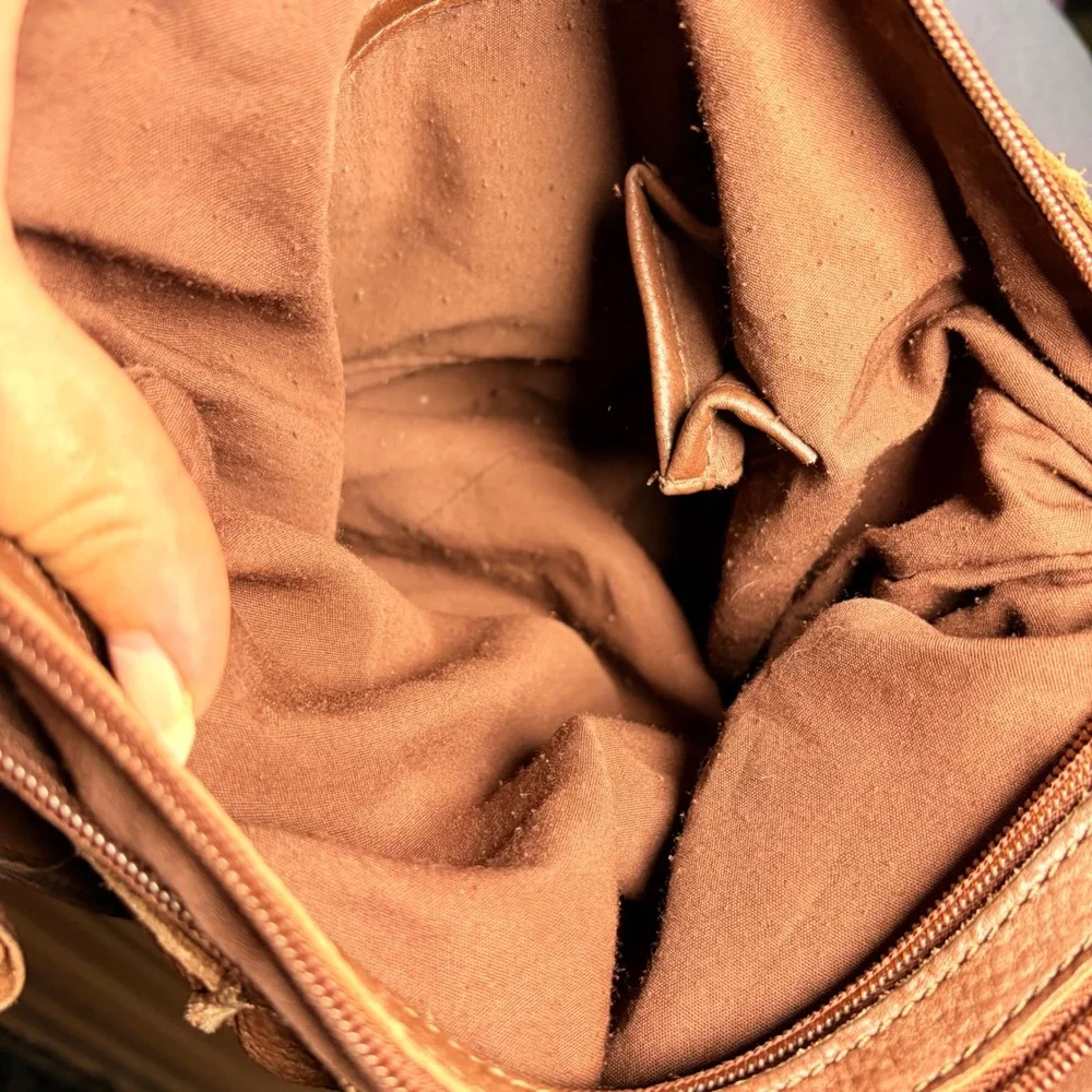 a.n.a Pebbled Leather Hobo Bag Y2K Grunge Brown Vintage Y2K Shoulder Bag DAMAGED